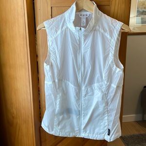 Oiselle Vigor Vest.